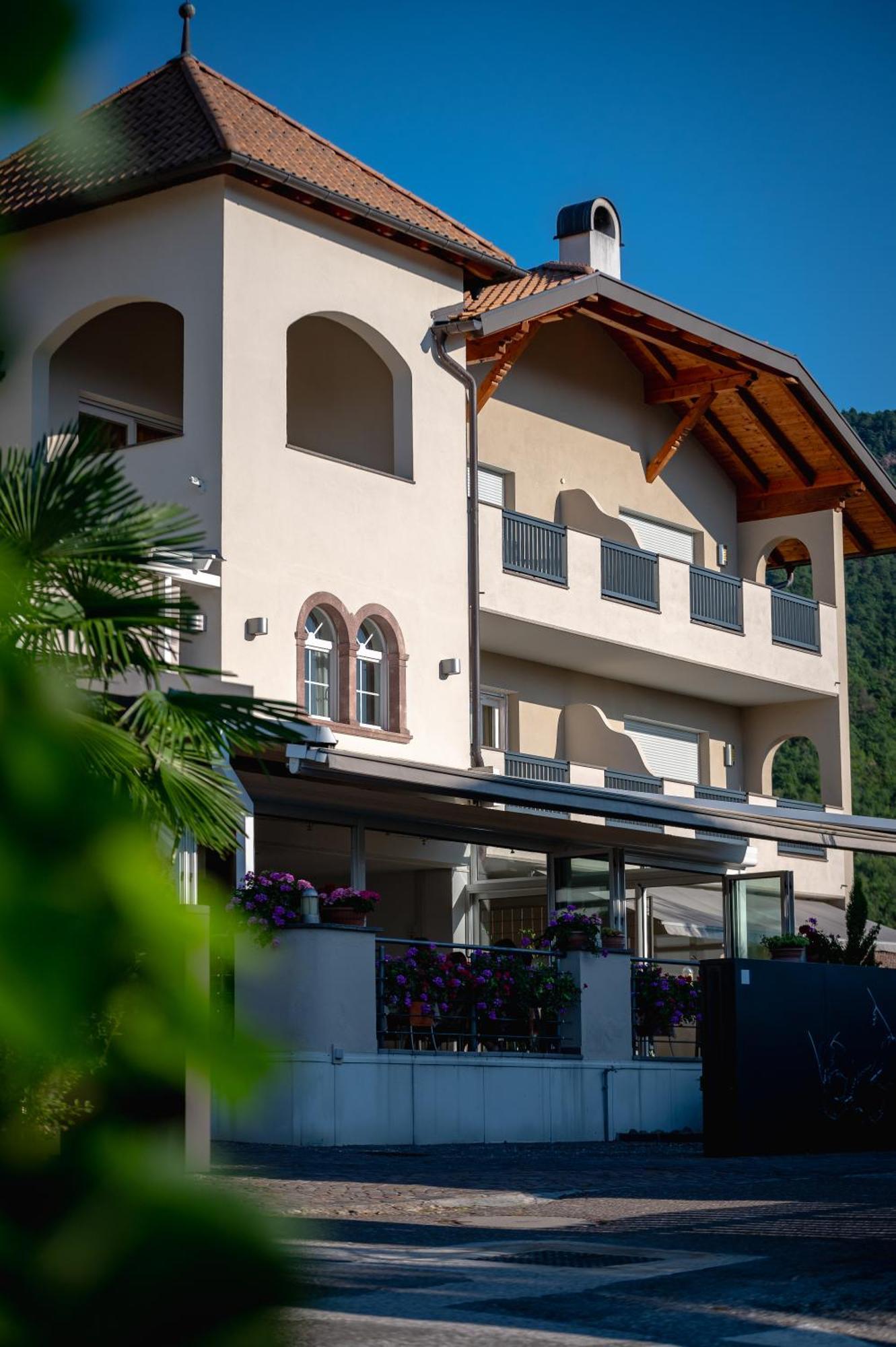 Garni Hotel Peterlinhof Кальдаро Экстерьер фото